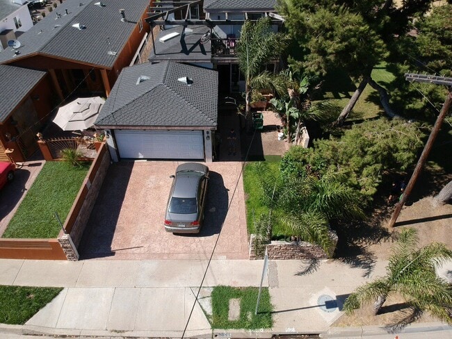Photo - 4641 W 162nd St House