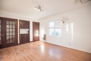 Photo - 2021 Rodney Dr Apartment Unit 2021