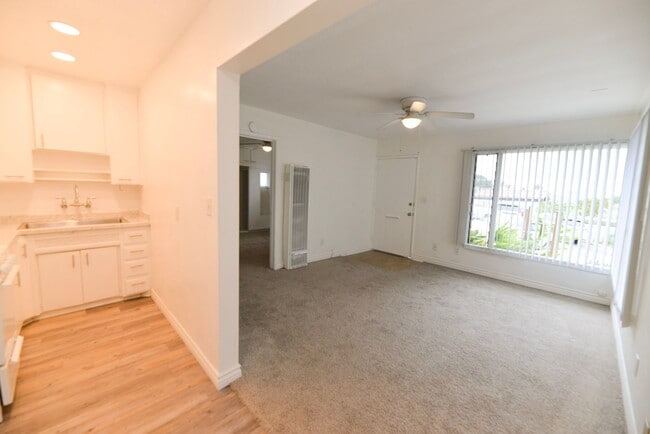 Photo - 217 Avenida Cabrillo Unit Apt A