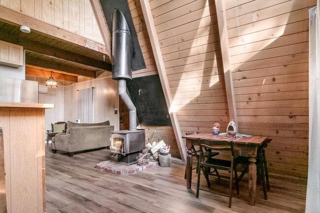 Photo - 31543 Panorama Dr