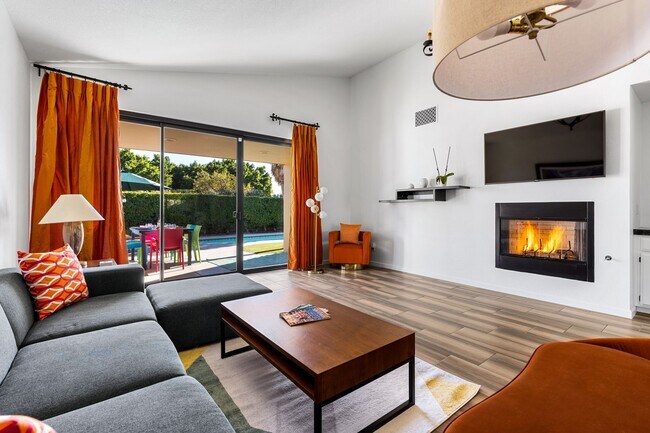 Stylish Palm Springs Retreat with Pool - Stylish Palm Springs Retreat with Pool House