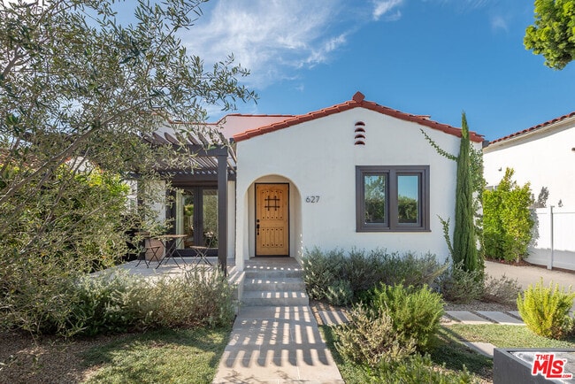 Photo - 627 N Fuller Ave