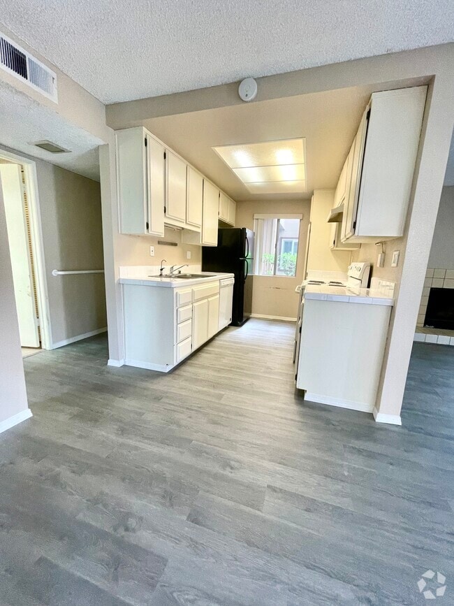 Building Photo - 6560 College Grove Dr Unit CGV 77 Rental