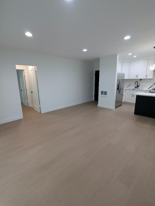 Photo - 11030 Moorpark St Unit A21