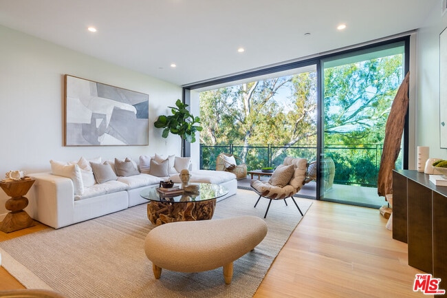 Photo - 11600 Dunstan Way Unit 208