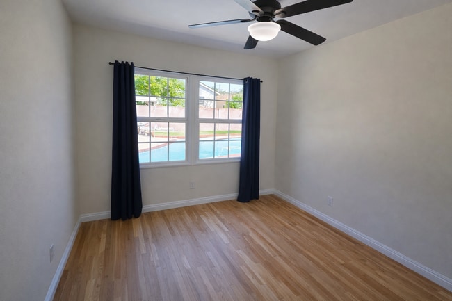 Photo - Beautiful 4 bed 3 bathroom