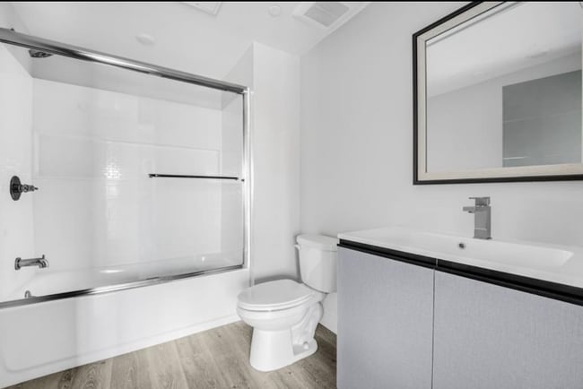 Photo - 7040 Woodman Ave Unit 207