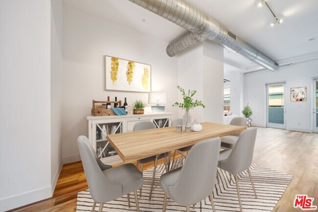 Photo - 212 Marine St Unit 305