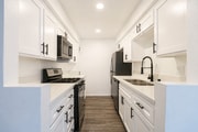 Photo - 1527 Veteran Ave