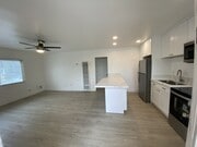 Photo - Grand Avenue Apartments