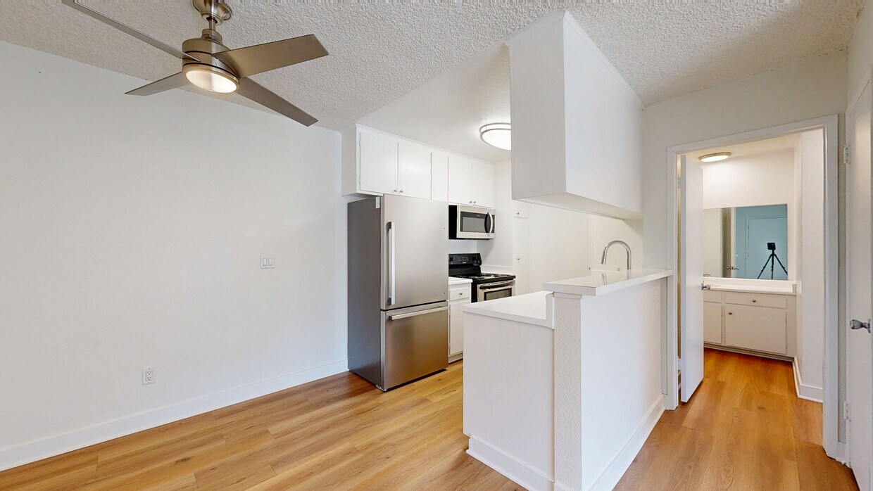 1834 Bentley - Los Angeles, CA | WestsideRentals.com
