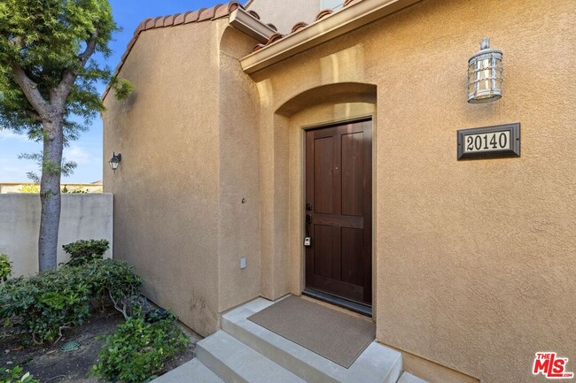 Building Photo - 20140 Pienza Ln