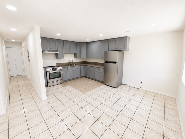 Photo - 441 Sycamore St Unit 441 Sycamore Street #C