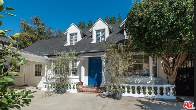 Building Photo - 1664 Benedict Canyon Drive