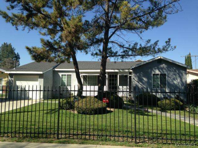 Photo - 18649 Chase St