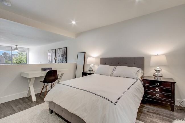 Photo - Kingsley Tower Apartments