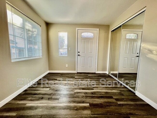 Photo - 118 Cedar Ave