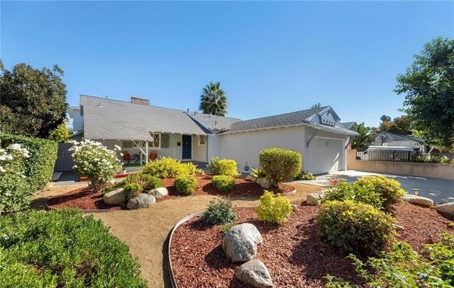 Photo - 8356 Vanalden