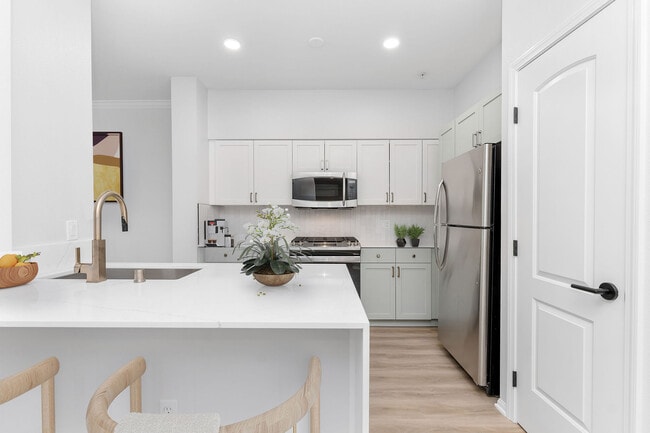 Photo - Elara (formerly Oceano at Warner Center)