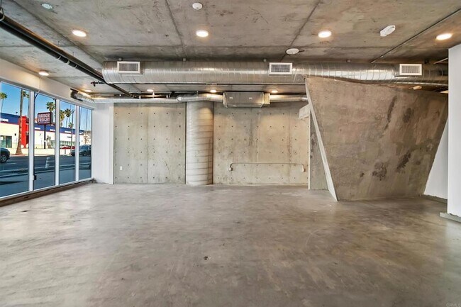 Photo - 5750 Hollywood Blvd Unit 232