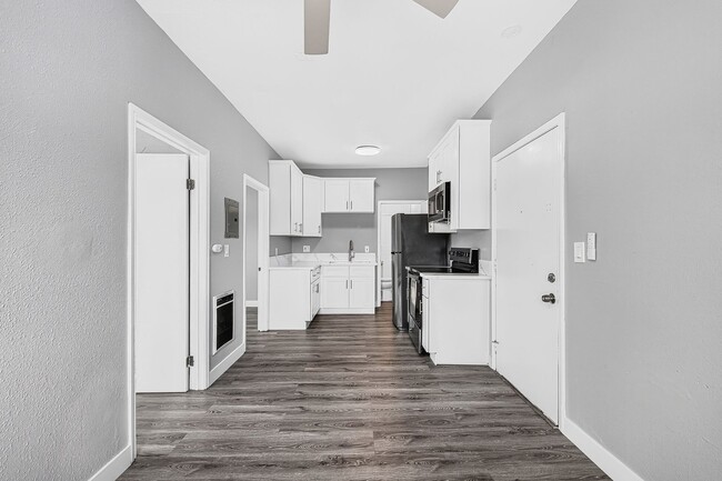 Photo - 2212 Myrtle Ave Unit 11