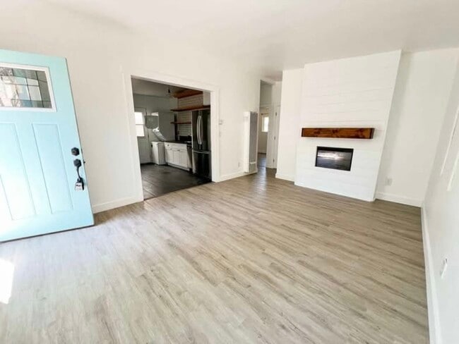 Photo - 1068 10th St Unit 1