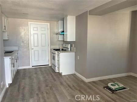 Photo - 595 N Fillmore Pl