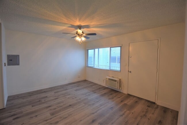 Photo - 4201 Arch Dr Unit 14