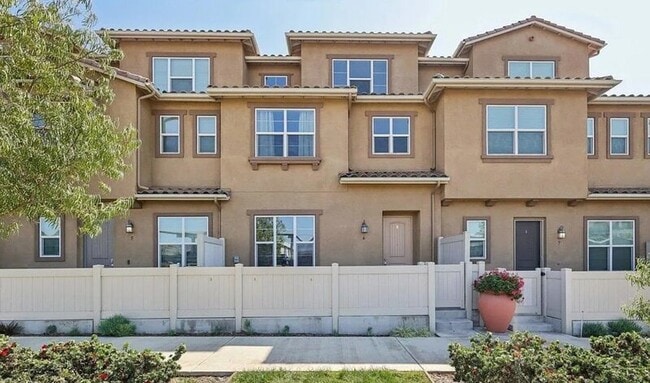 Building Photo - 1330 Santa Liza Ave