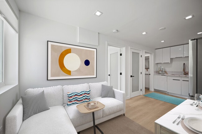 1BD x 1BA - 3535 Ellsworth St.