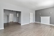 Photo - 2010 Pine Ave Apartment Unit 08