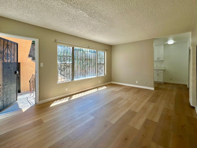 Photo - 533 W. 75th Street