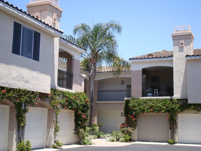 Aventine at Aliso Viejo - Aventine at Aliso Viejo Apartments