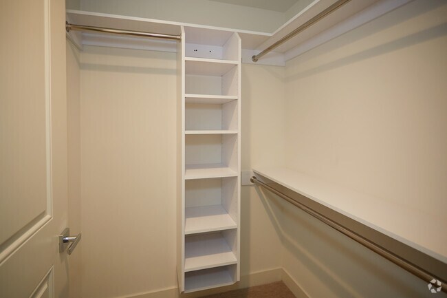 1BR, 2BA, Den - 1051 - Brookhurst Place - I