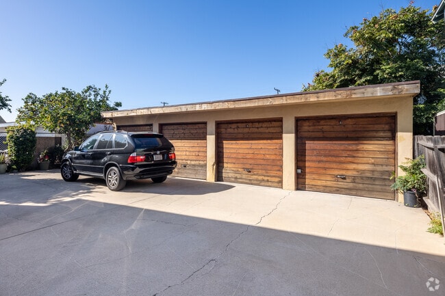 539 Saint Louis Ave, Long Beach - 539 Saint Louis Ave