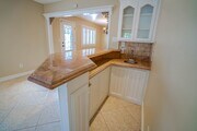 Photo - Valencia 4 Bedroom Home for Rent.