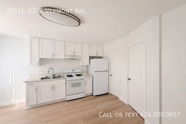 Photo - 10516 1/2 S. Vermont Ave.-