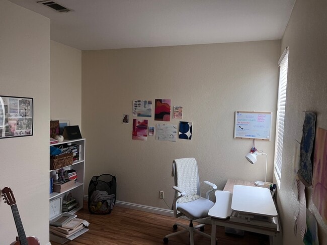 Photo - 145 Zehner Way