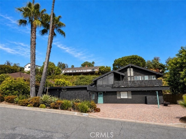 Photo - 3044 Cresta Way