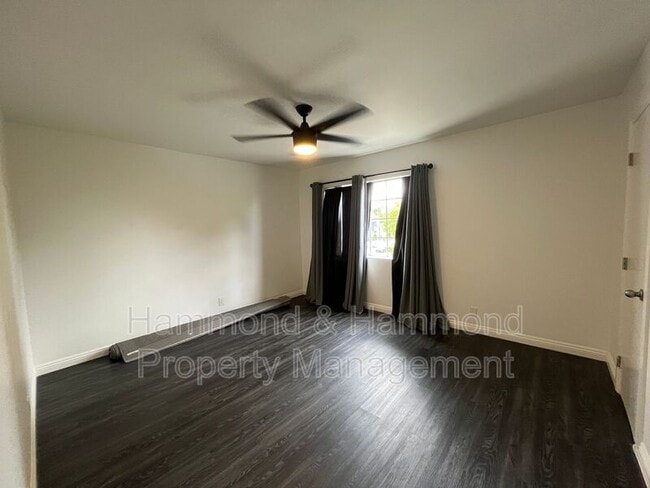 Photo - 20930 Parthenia St Unit #201
