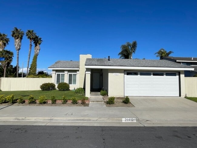 Feel the ocean breeze - Feel the ocean breeze House