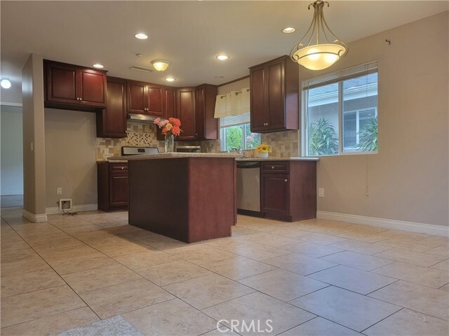 Building Photo - 539 S Michillinda Ave Rental