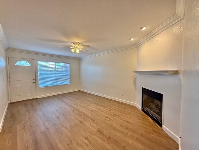 Photo - Upgraded and Bright 2nd floor Condo in Rol... Unit 207