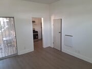 Photo - 6250 S Van Ness Ave Unit 6250