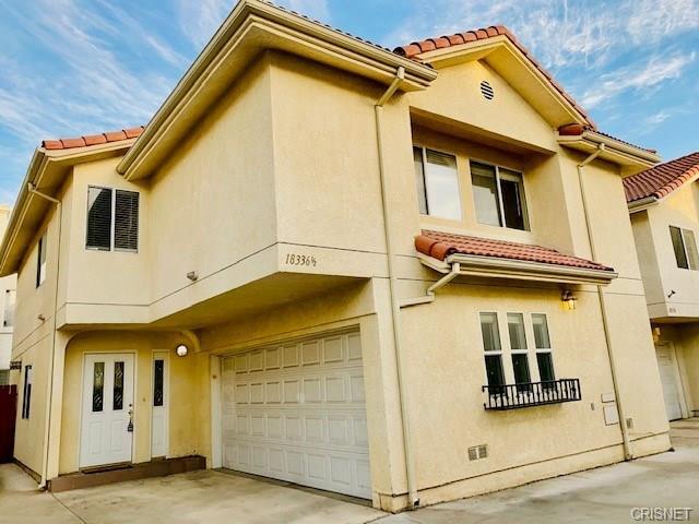 Photo - 18336 1/2 Keswick St Townhome