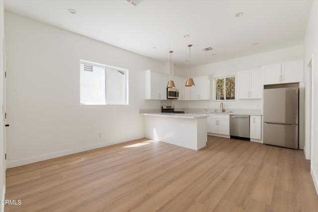 Photo - 10558 Encino Ave Townhome