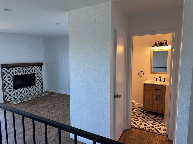 Photo - 2503 E 21st St Unit 108