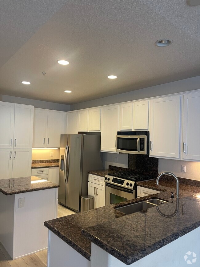Building Photo - 12664 Chapman Ave Unit Chapman Commons Rental