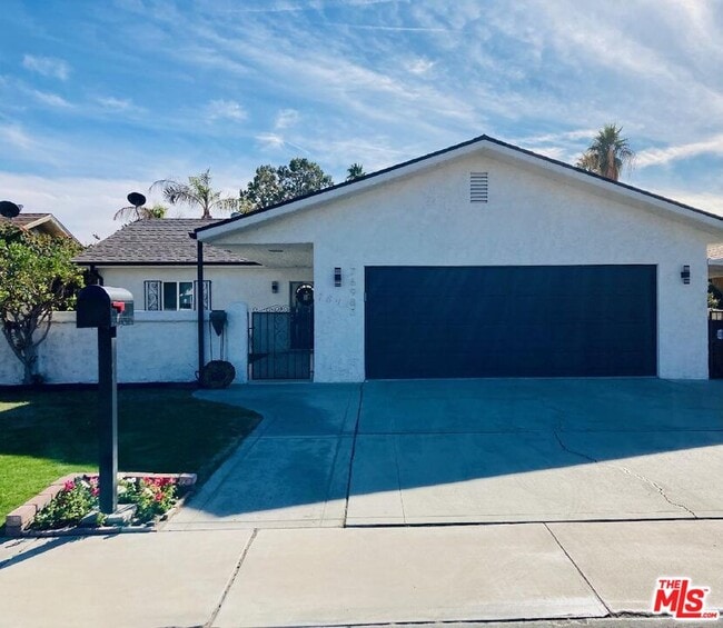 Photo - 76983 California Dr