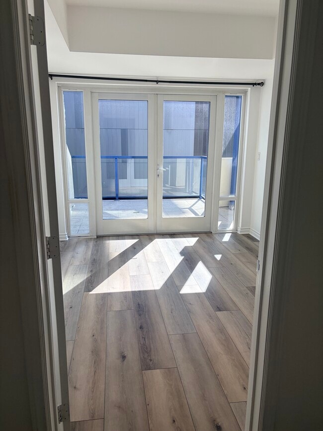 Photo - 875 G St Unit 508